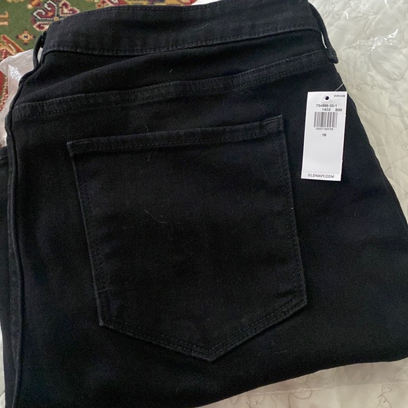 Mid-Rise Wow Boot-Cut Black Jeans for Women | Old Navy - Picture 5 of 5